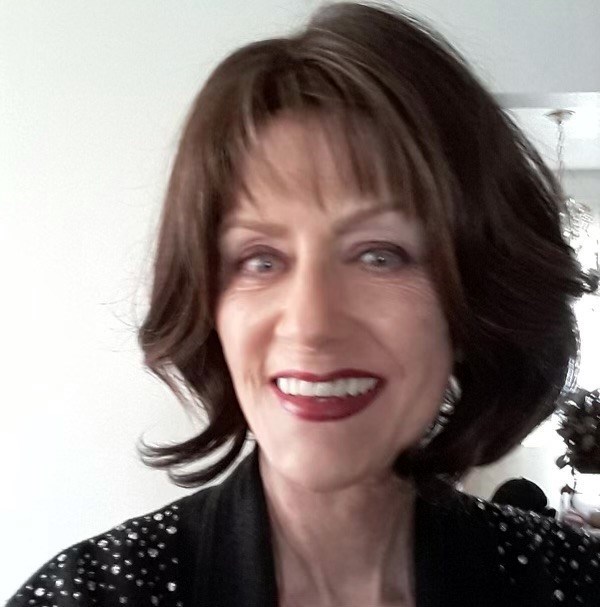 Obituary of Lisa Vuksanovich Mitchell