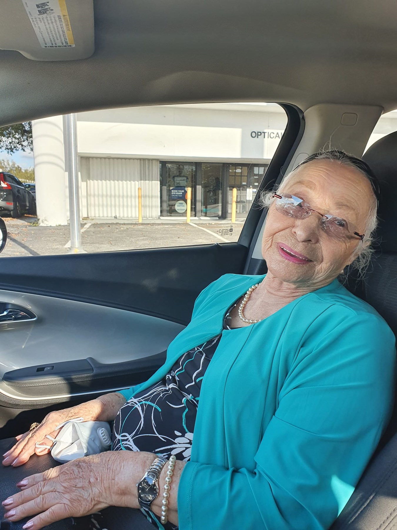 Obituary of Blanca L Reyes
