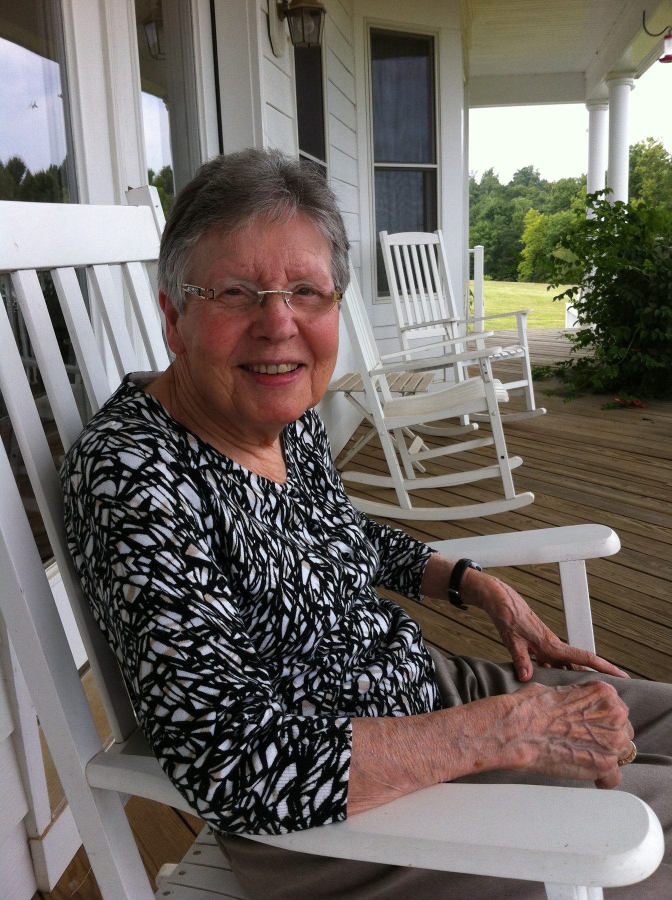 Elsbeth Simon Obituary