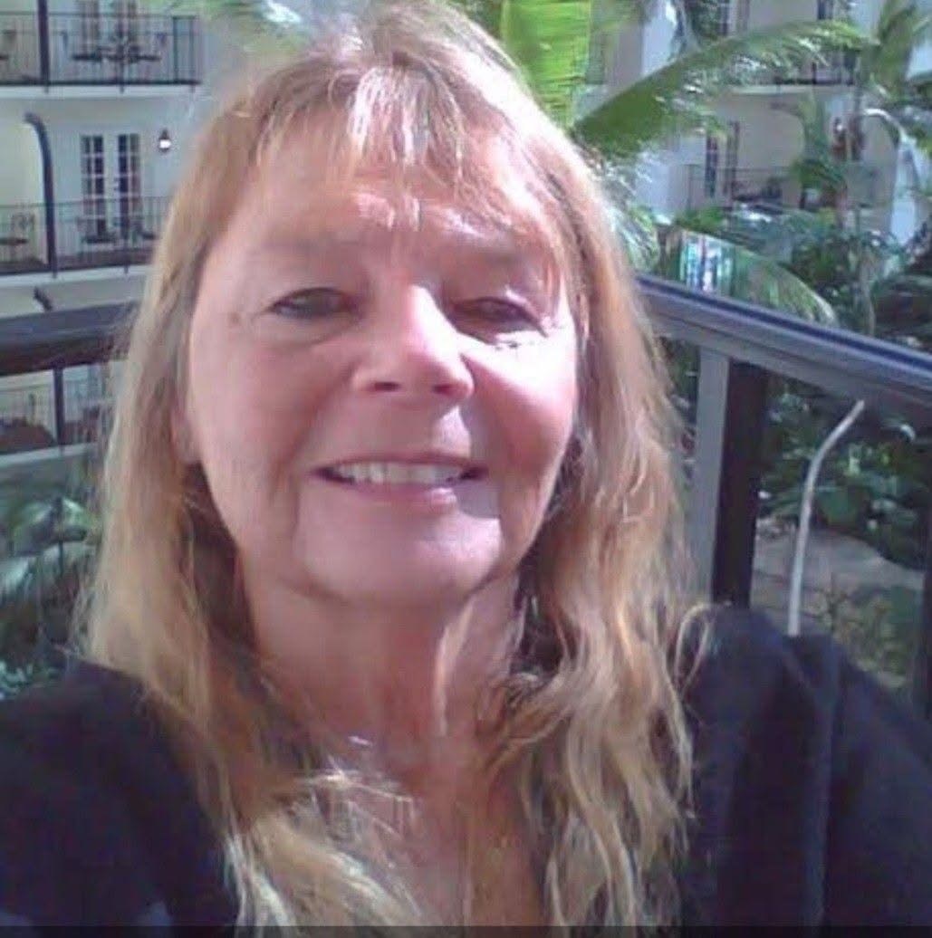 Obituary of MaryAnn Veronica Comm