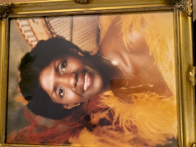 Obituary of Gloria Davis