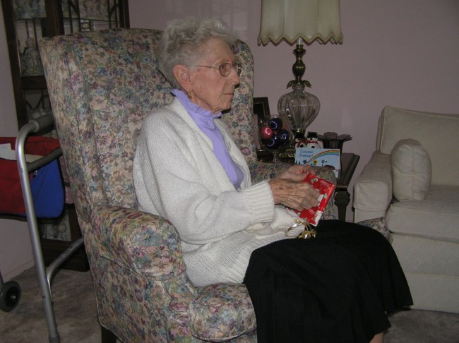 Irene Akins Obituary