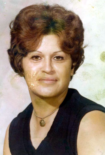 Obituary of Eva Cantu De La Rosa