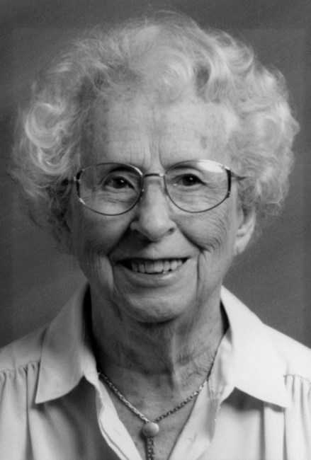 Obituario de Mrs. Edna Adeline McCool