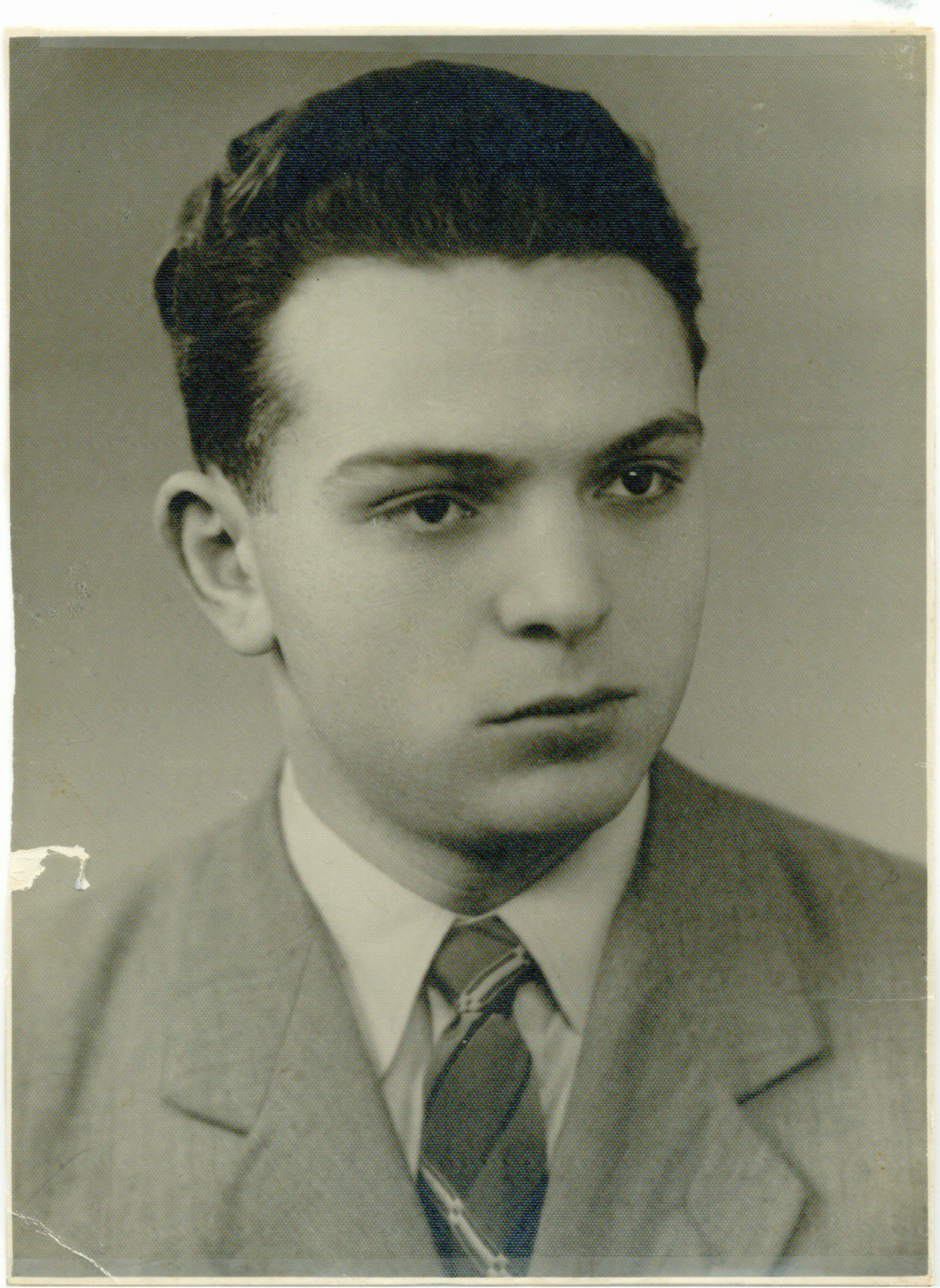 Obituary of Abram Melnik