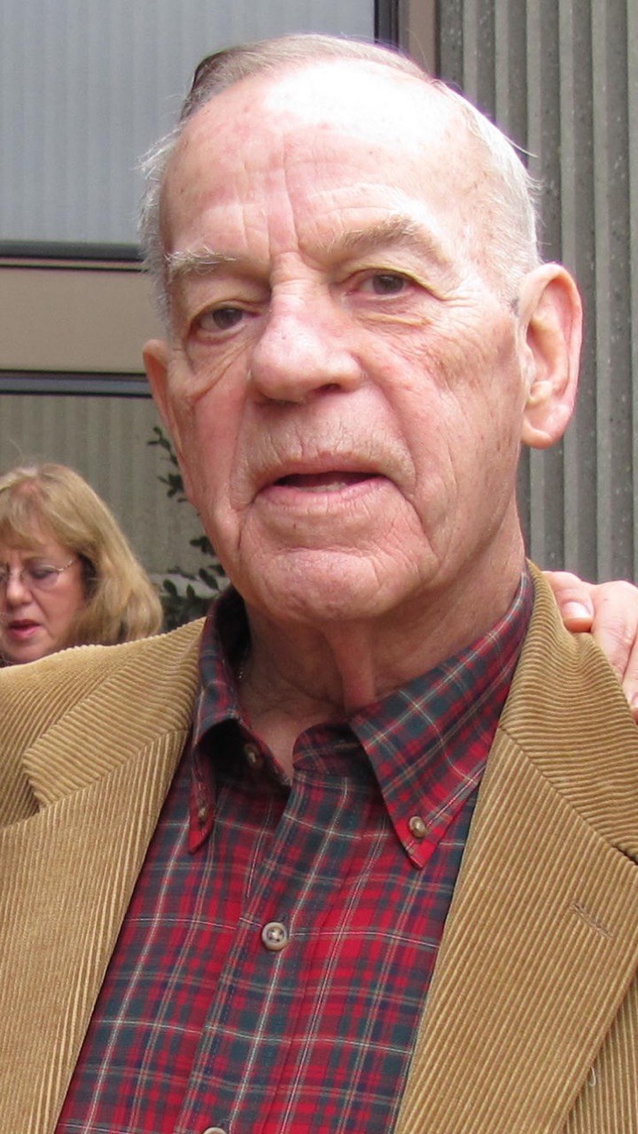 Obituary of Douglas Burch Graham