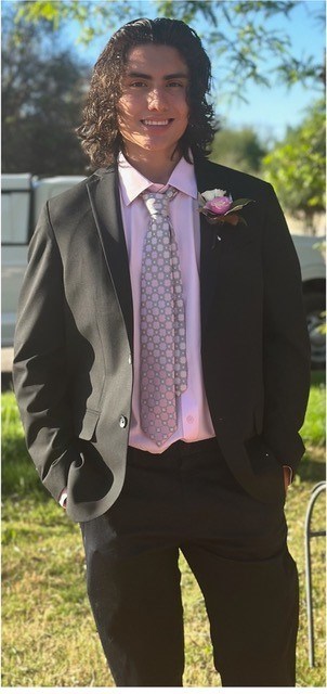 Obituary of Robert Landon Menchaca Jr.