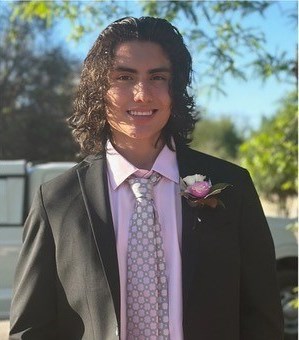 Obituary of Robert Landon Menchaca Jr.