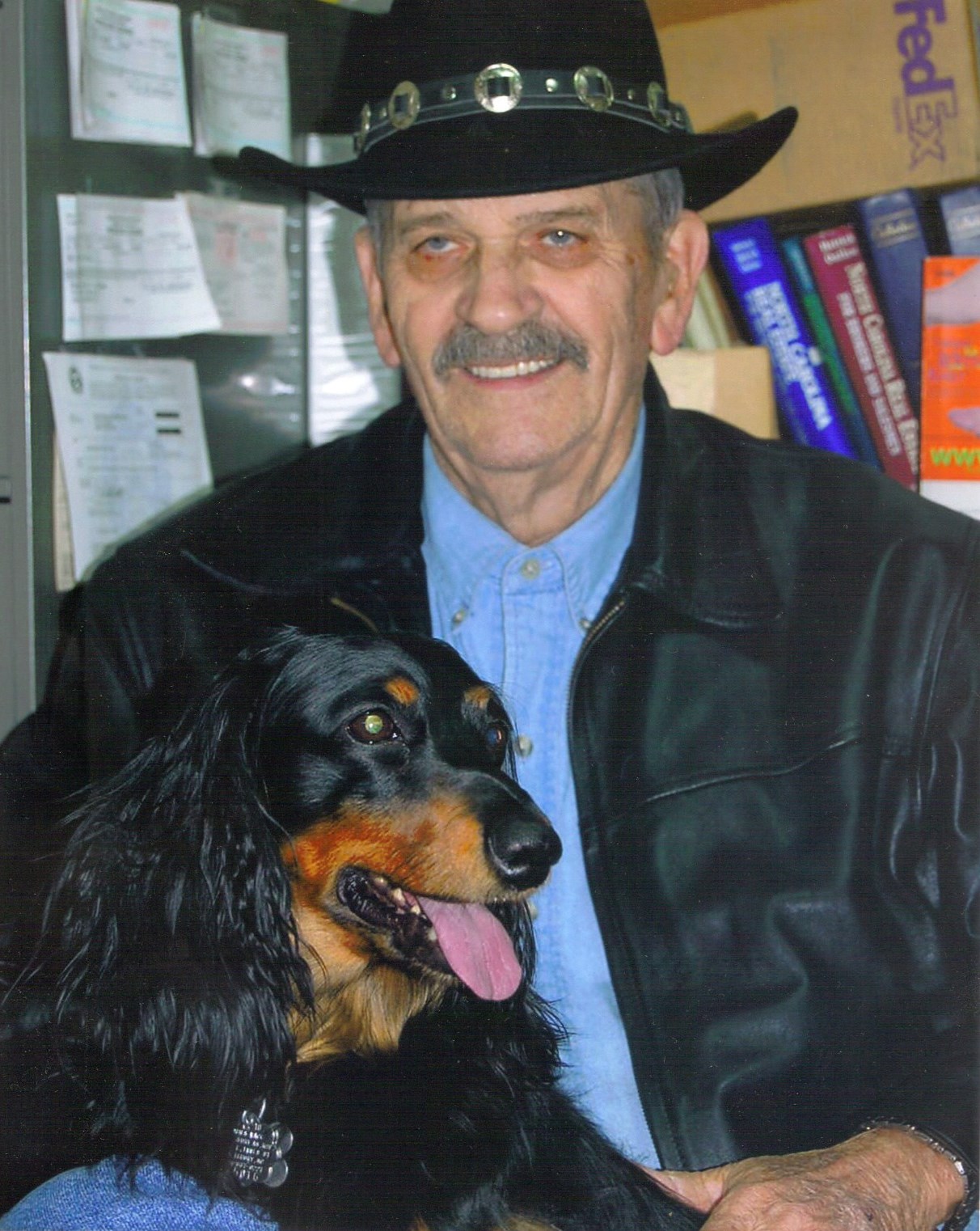 Bob Neal And Sons Funeral - ijb0zm3