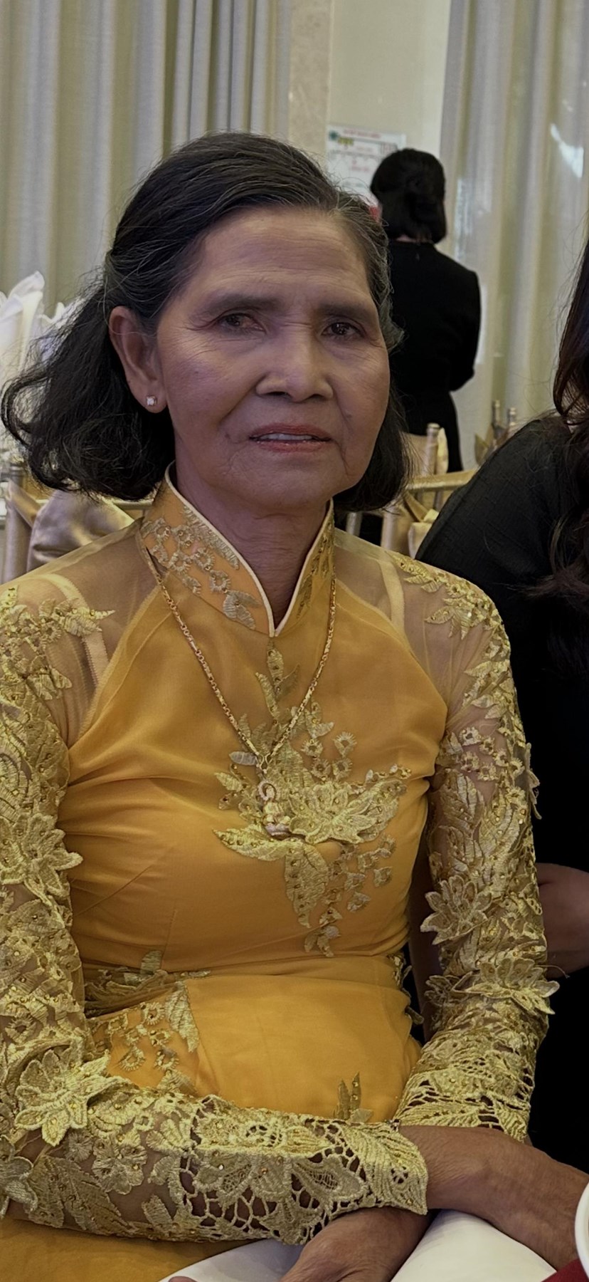 Obituary of Ut Thi le
