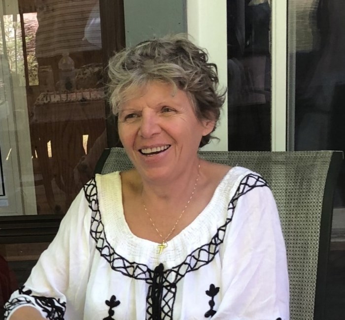 Obituary of Julie Marie Simmons Chafe