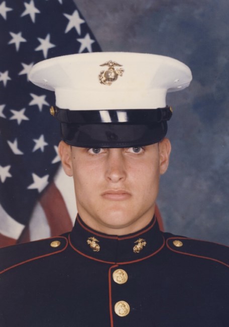 Obituario de Barry C Duff