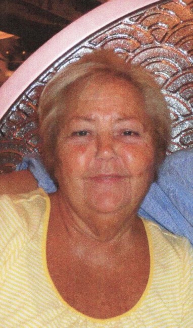 Obituary of Joan Moore Reynolds