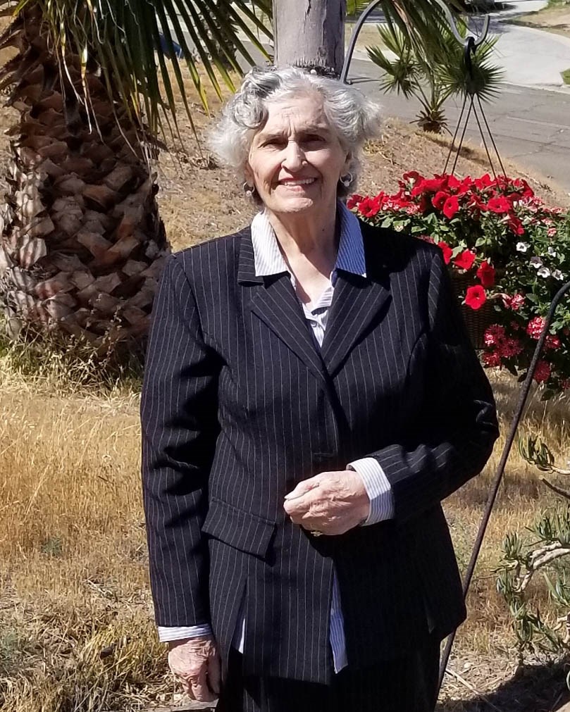 Obituary of Esther Lanz Castro