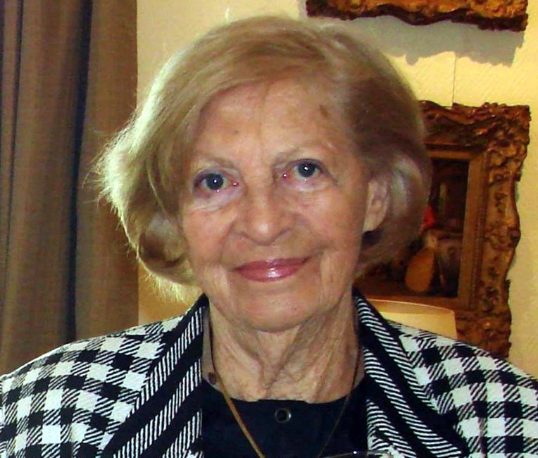 Obituario de Nadine Anne Johnson