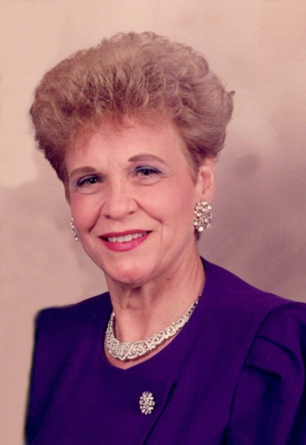 Obituary of Estela Aparicio