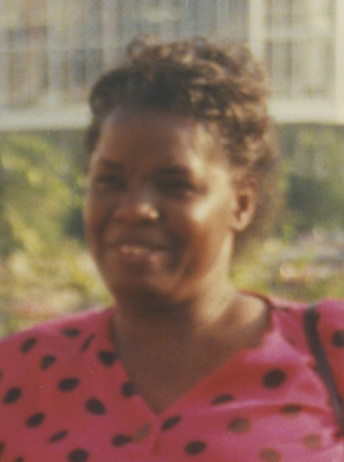 Obituary of Caroline "Gloria" (Morris) Russell