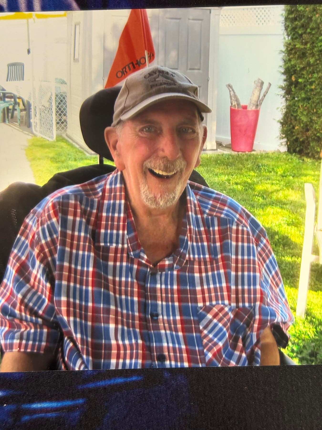 Obituary of Bruce Nelson Delgrosse