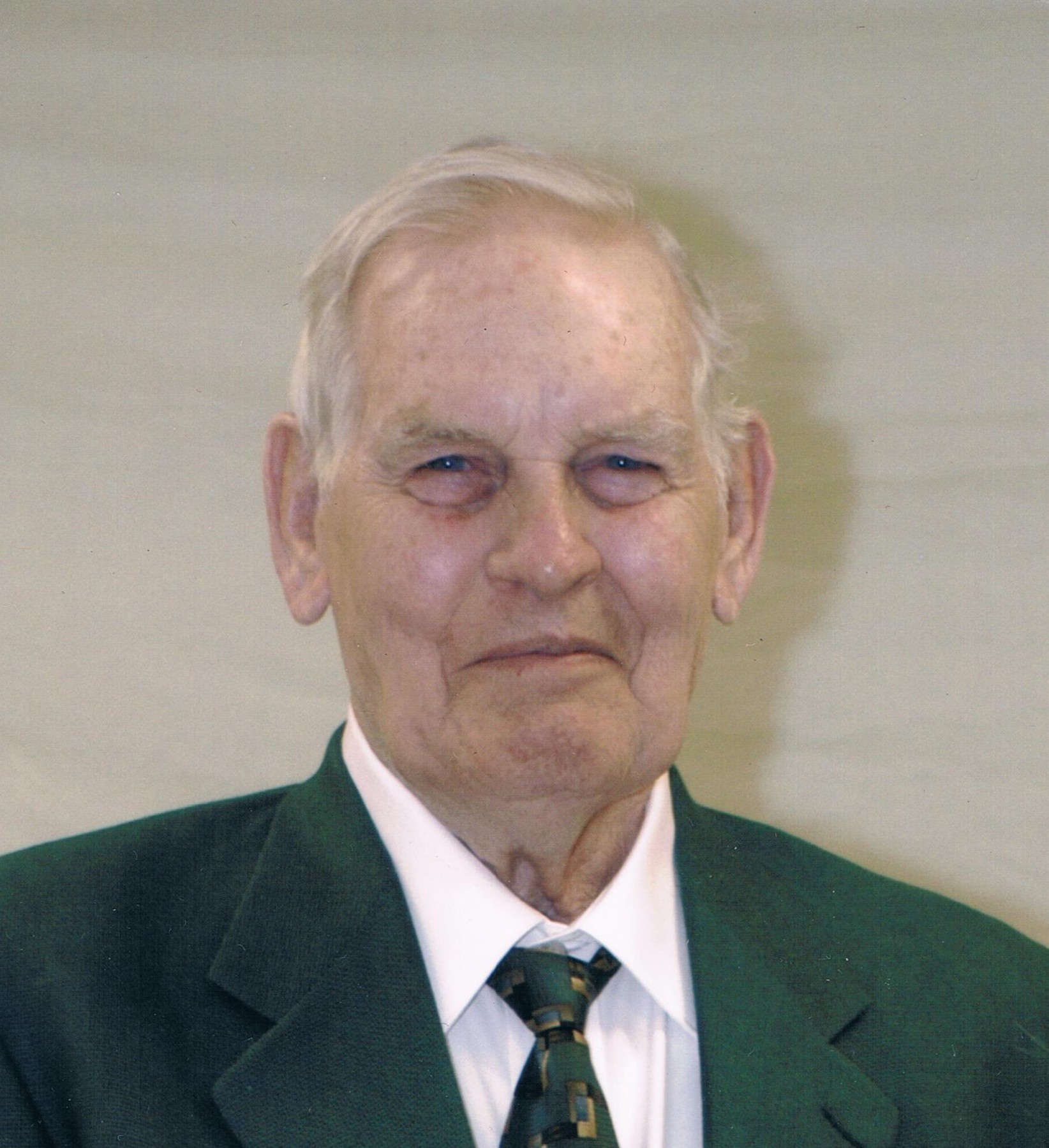 Paul Etienne Obituary StPie, QC