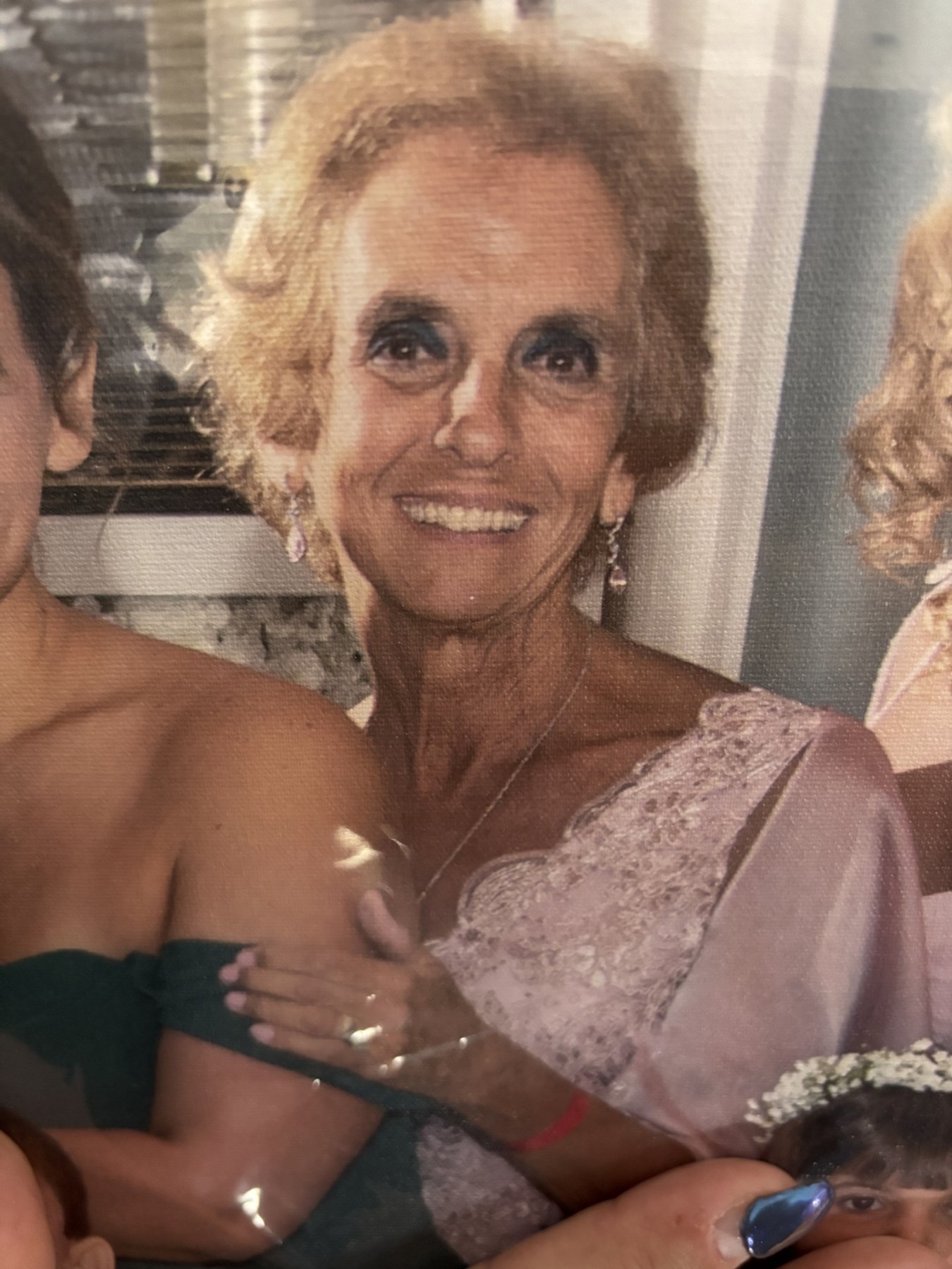 Obituary of Claudia Stern