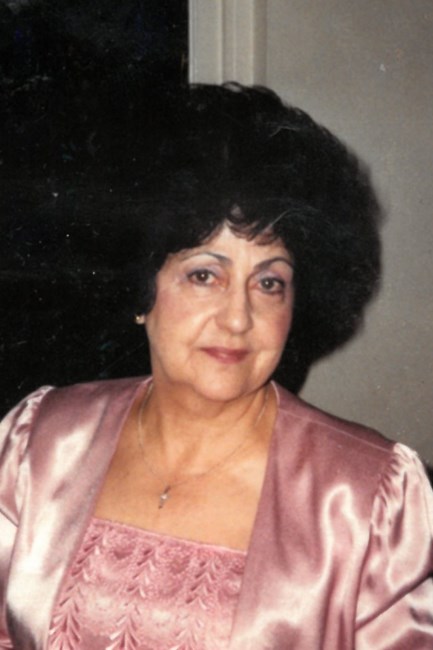 Obituary of Nellie M Cayias