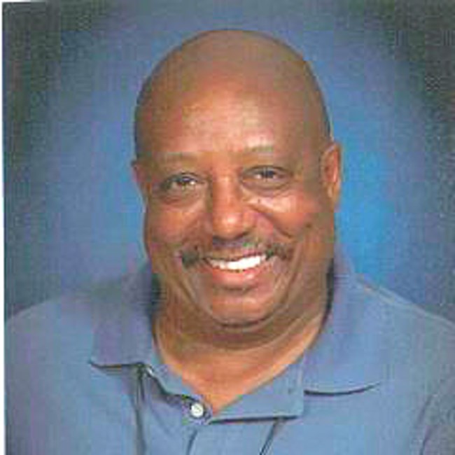 Obituary of Clarence Robert Woods