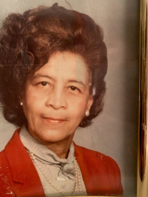 Obituary of Hermina Knowles