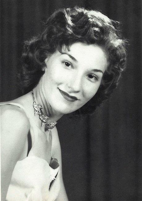 Obituary of Gynne Fay Lamooney