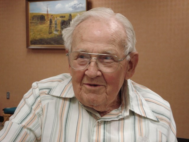 Willard Heuke Obituary - Lincoln, NE