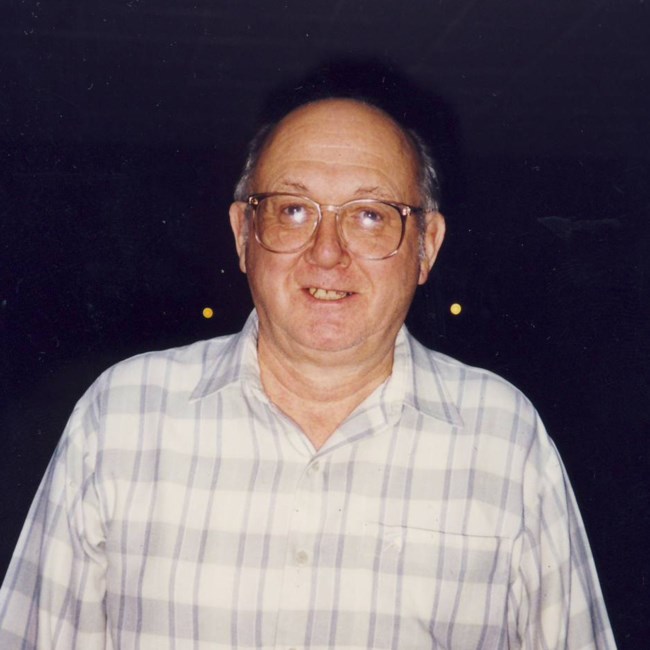 Avis de décès de Mr. Robert Henry Sharpe