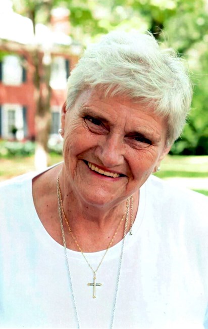 Obituary of Roslyn T. "Roro" Lovejoy