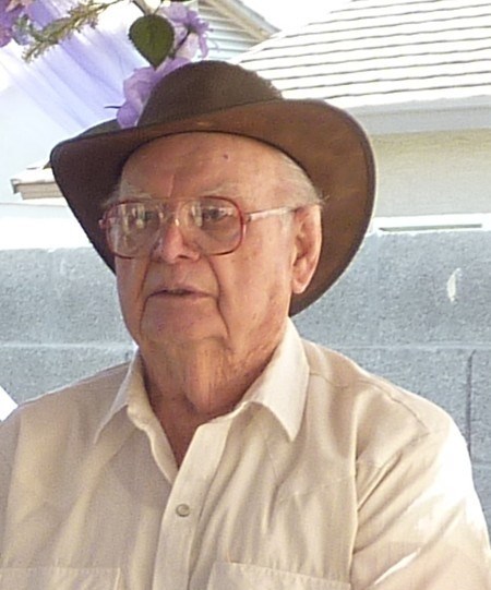 Obituary of Calvin C Davis