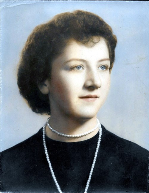 Obituario de Delores Marcella Michael
