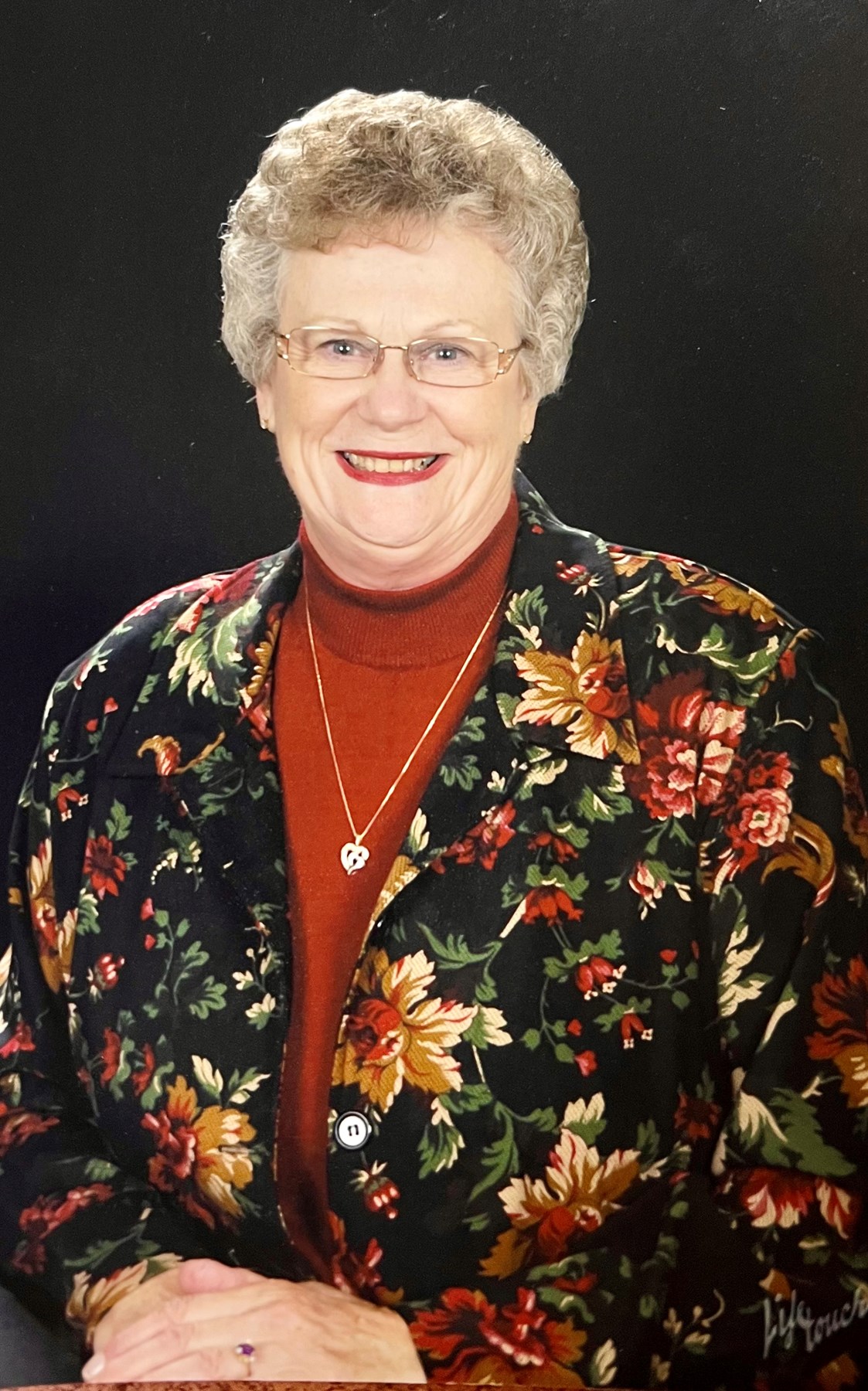 Obituary of Barbara Elaine Krywoszej