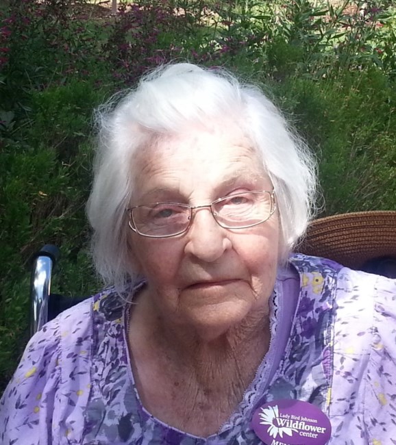 Obituary of Lillian Cecile Cox