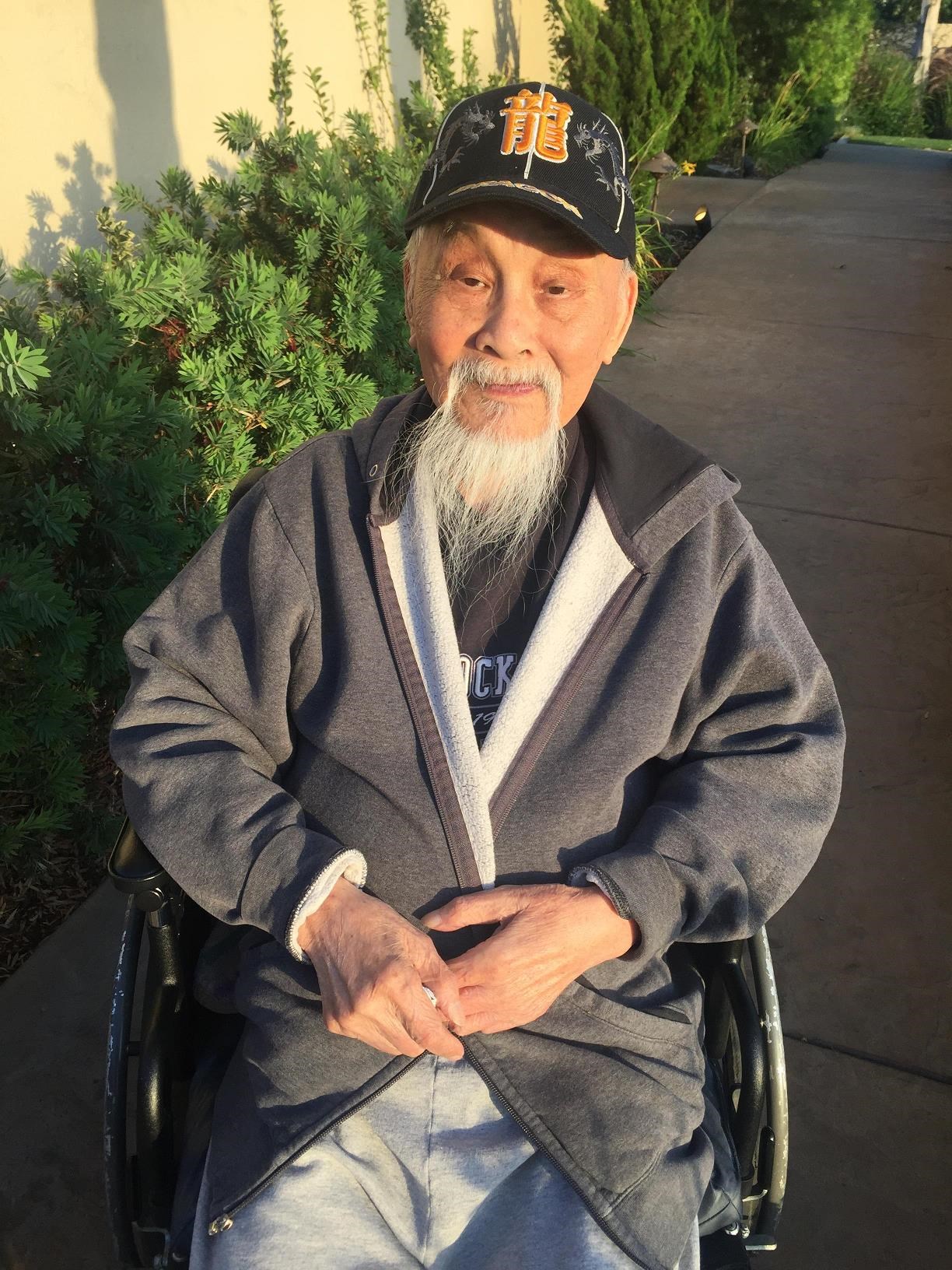 Obituario de Bing Goon Louie