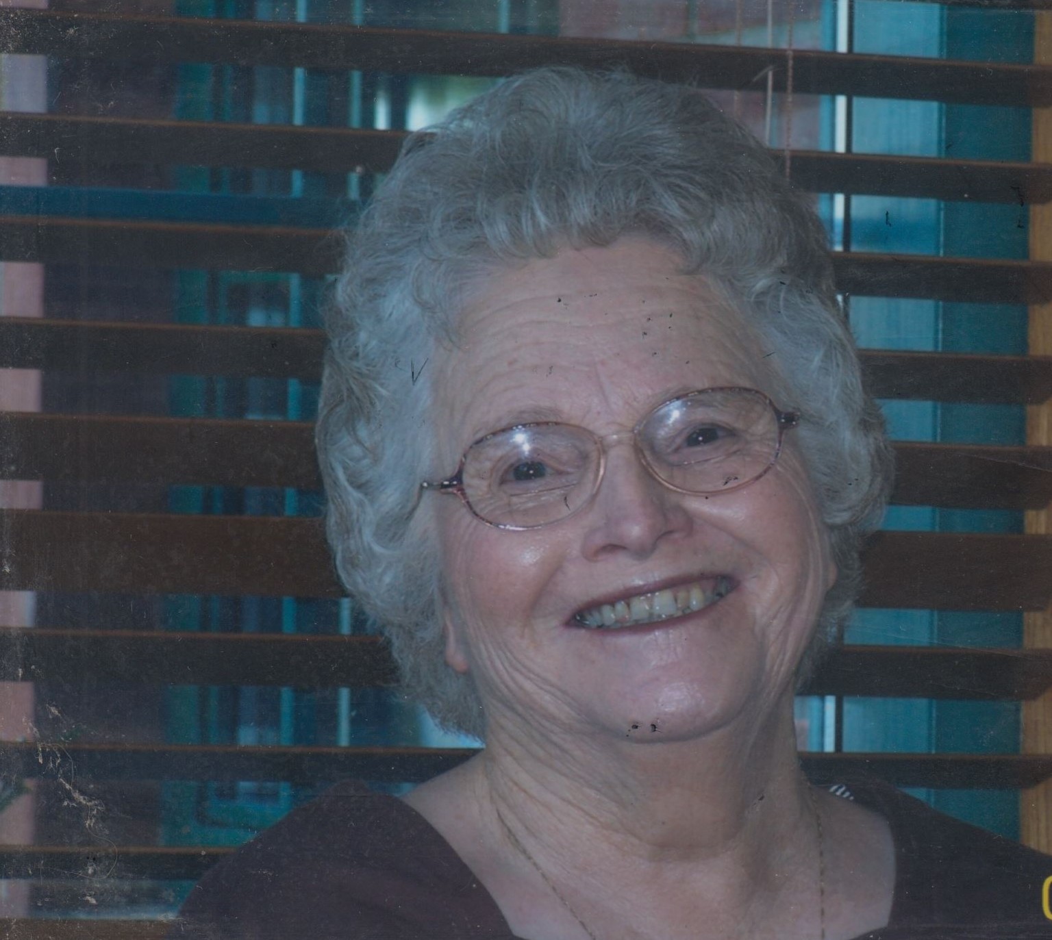 Obituary of Myrtis Louise Smith Sant