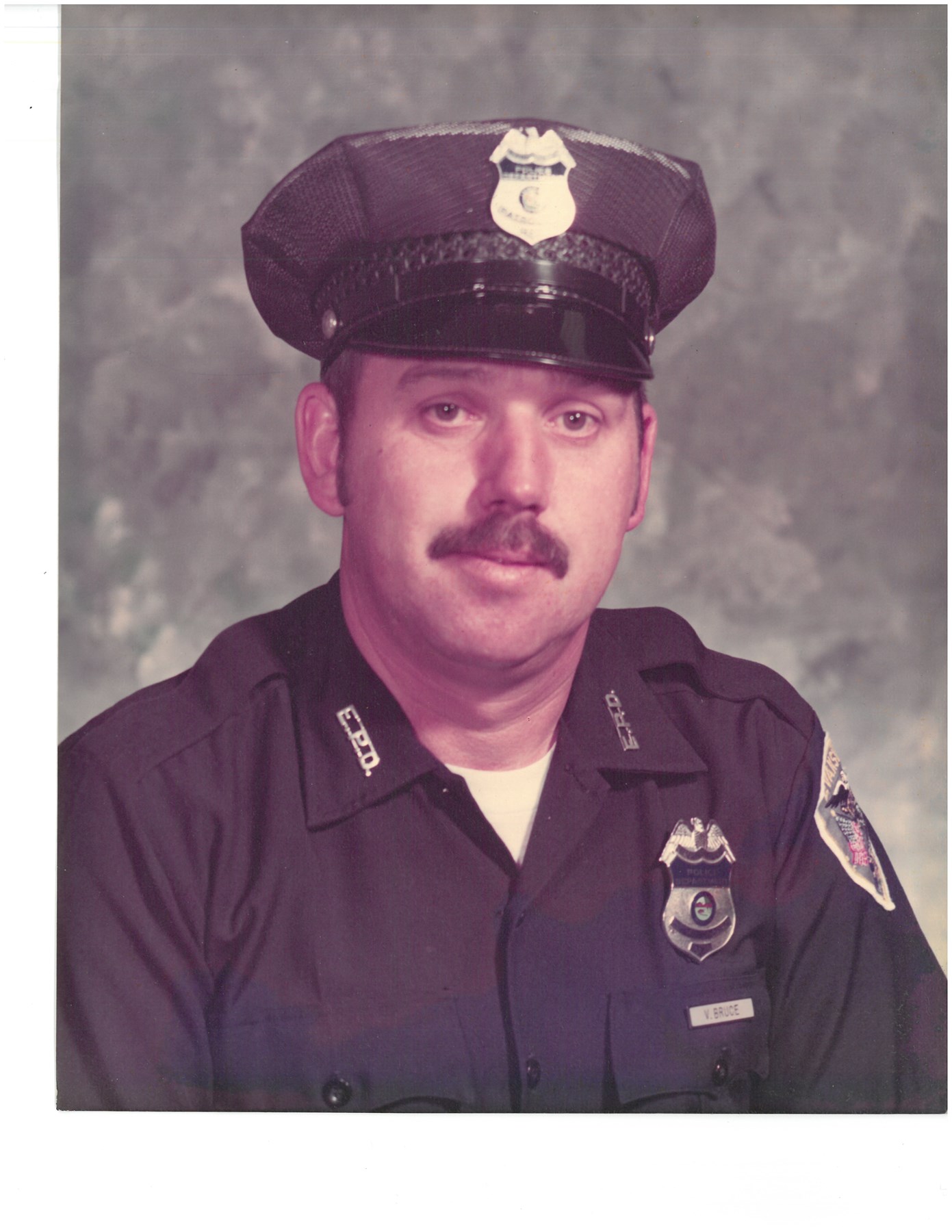 Obituary of Vernon L. Bruce