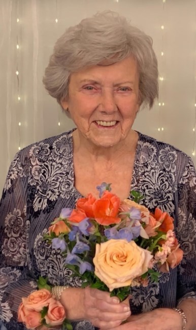 Obituary of Elaine Marie Bradshaw