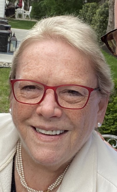 Obituario de Karen Jarahian Cross