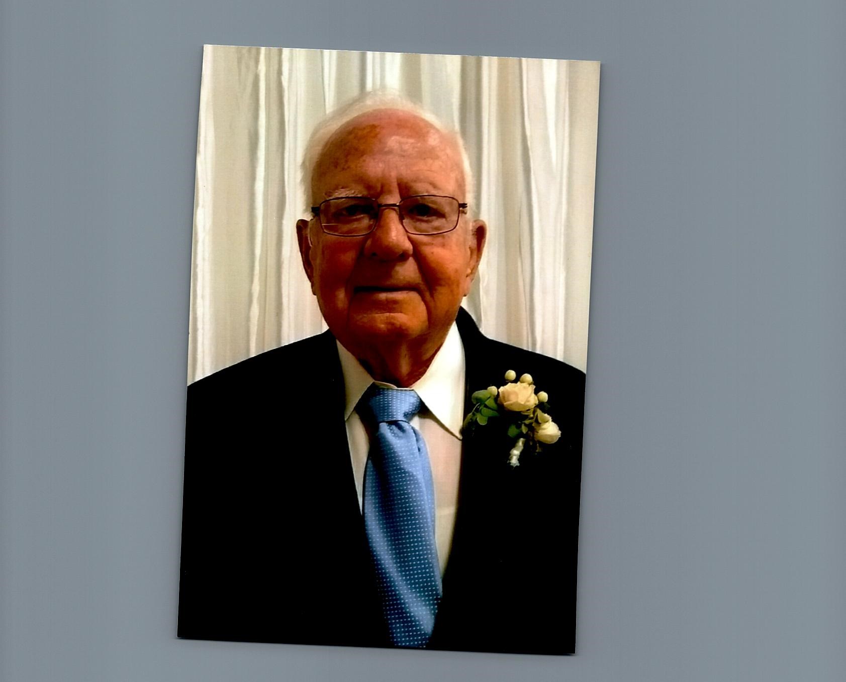 Avis de décès de Elmer Clifton Garrett