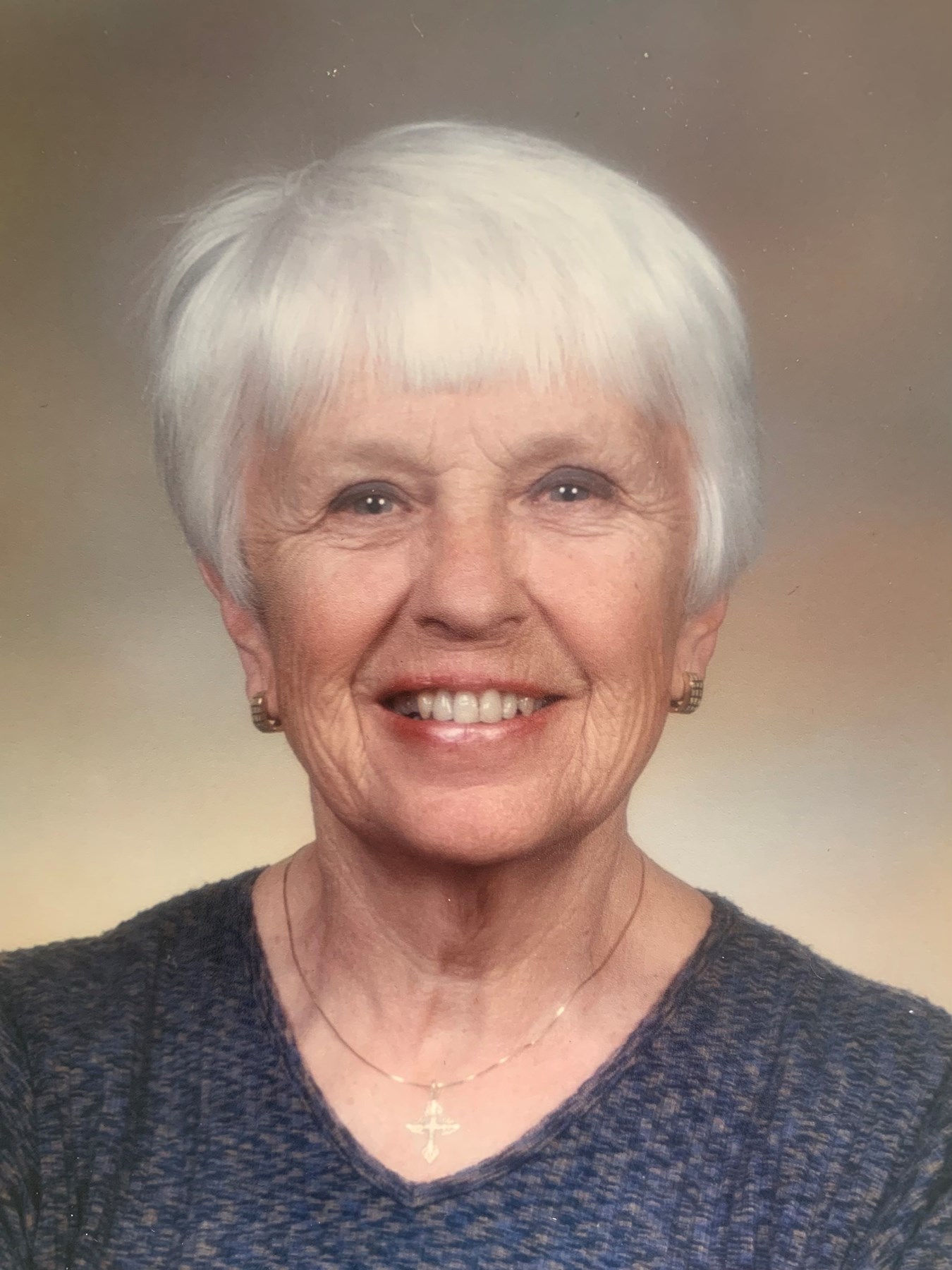 Obituary of Beatrice Patricia Hope