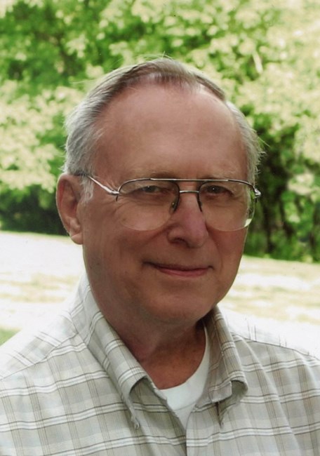 Obituary of Jay R. Hoogenakker