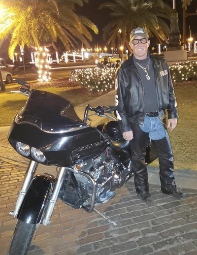 Obituary of Albert Ronald Carlson, Jr.