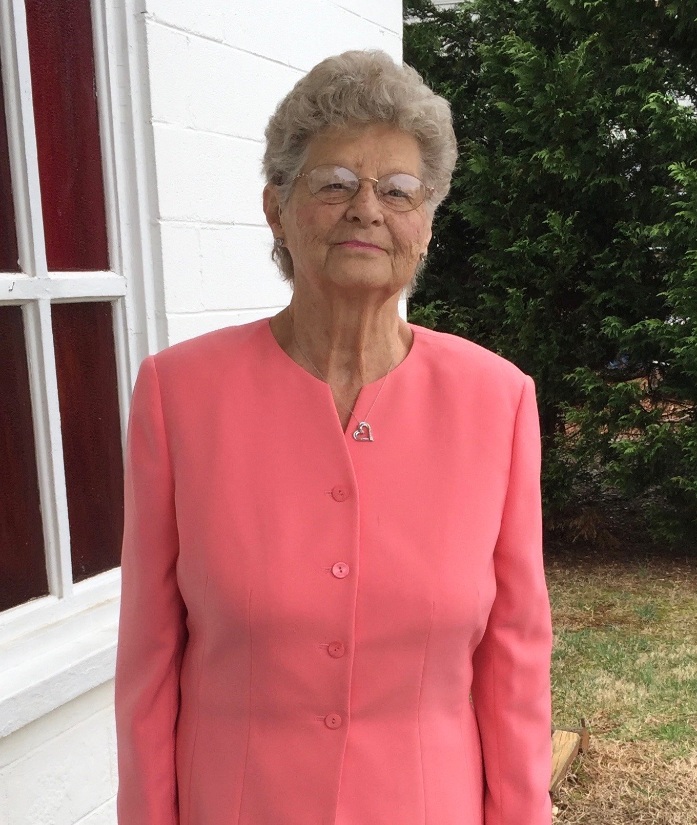 Obituary of Lois Wade Lawhorn