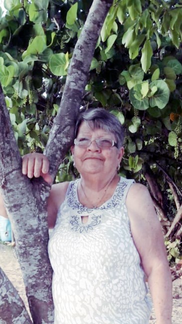Obituary of Victoria Casillas Ruiz