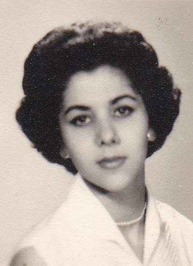 Obituary of Mrs. Dania Flores Estrada