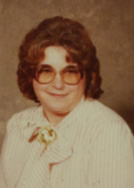 Obituary of Esther E Artz