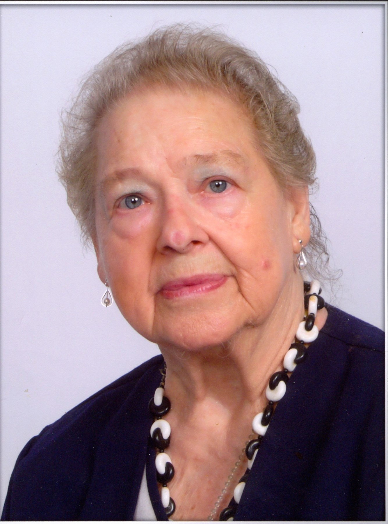 Obituary of Yvonne Verna Griffin