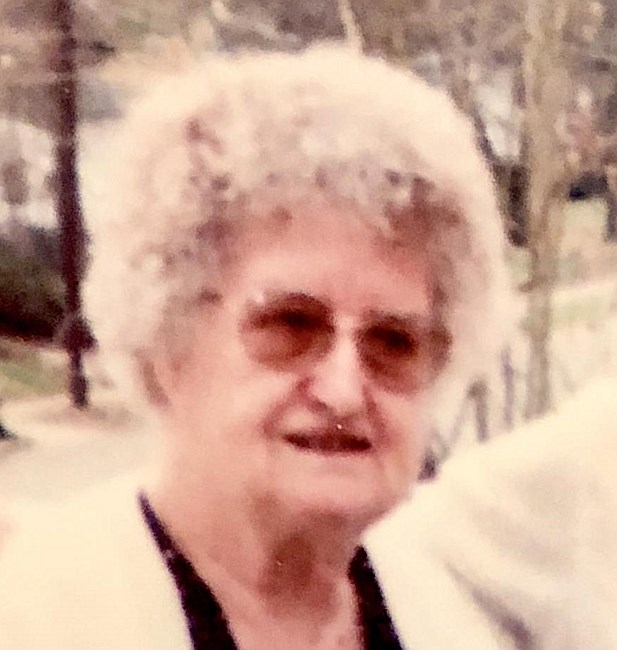 Obituary of Lillian H. Hudson